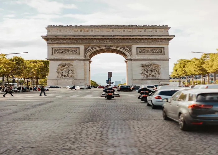 Bright - 1 Bdr 2 P - Etoile Trocadero