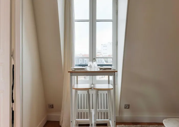 Appartement Bright - 1 Bdr 2 P - Etoile Trocadero Parijs